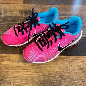 Girls softball cleats Nike size 1y